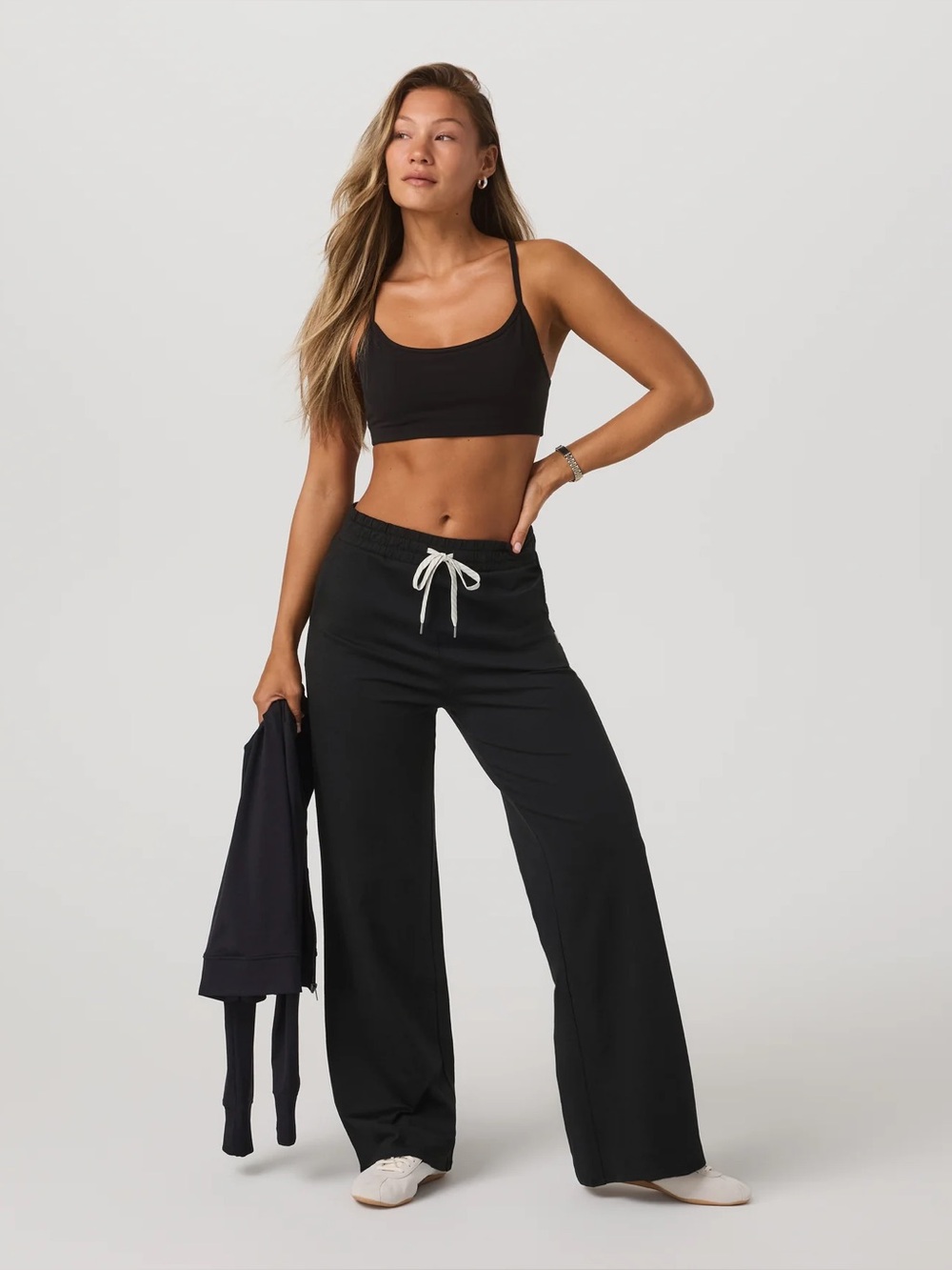Vuori Halo Essential Wideleg Pant Black